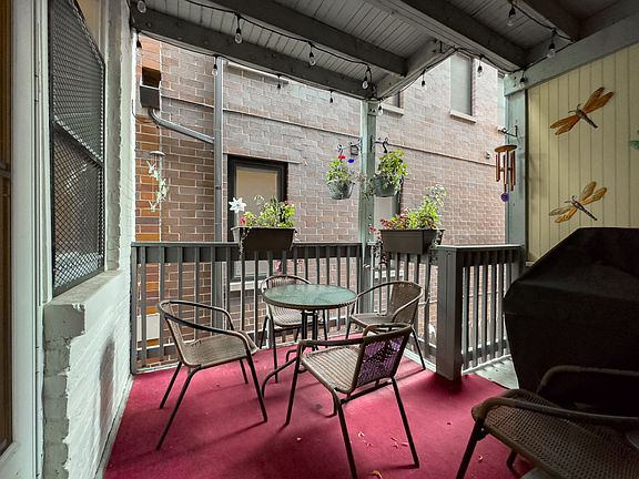 5th image of 4527 N Wolcott Ave #A2