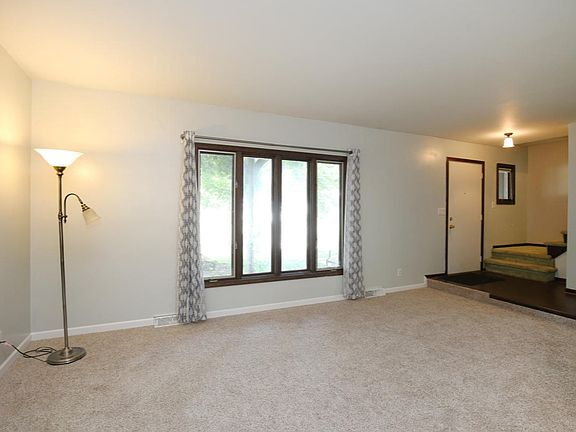 4th image of 4730 Larkwood Dr SW