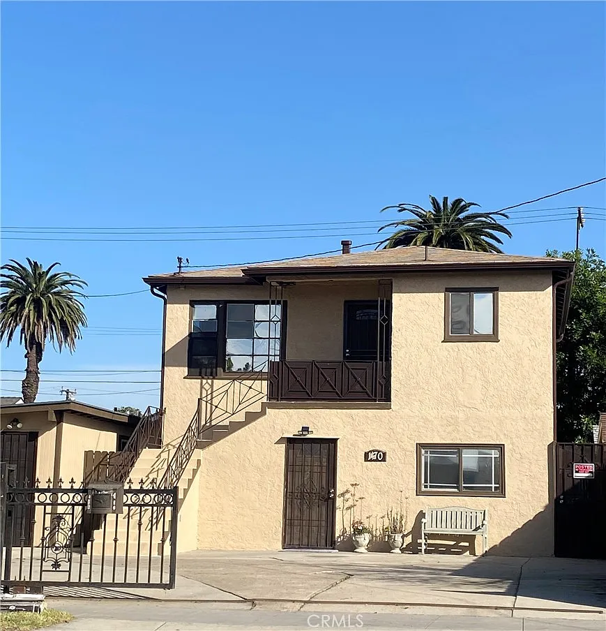 2 bed, 972 sqft, $2,200 — Photo 1