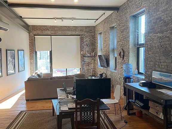 5th image of 294 Graham Ave #2NN