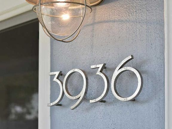 3rd image of 3936 Durand Dr