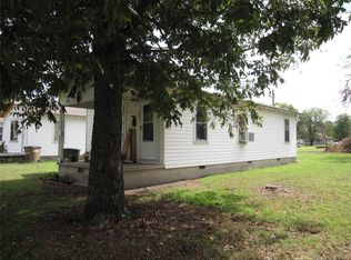 106 Indian Ave, Eufaula, OK 74432