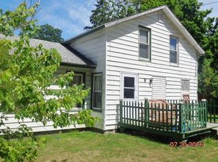 8 Lodi St, Forestville, NY 14062