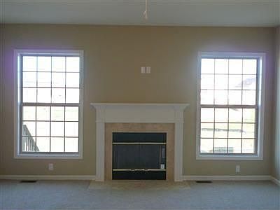 5th image of 661 Lucille Dr