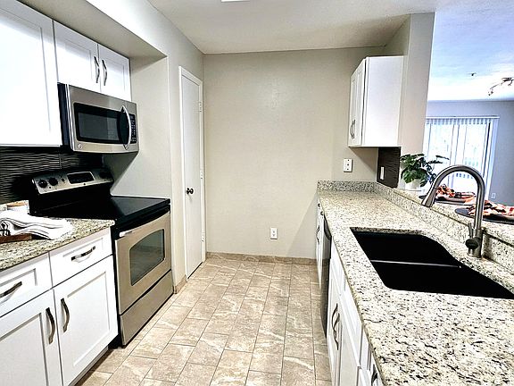 4th image of 478 N Pin Oak Pl APT 110