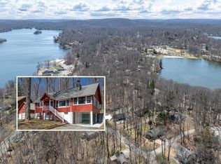 19 Amicalola Rd, Highland Lakes, NJ 07422