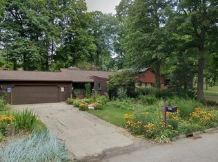 2146 Tecumseh River Rd, Lansing, MI 48906