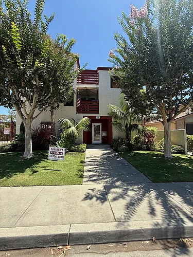 3348 Pasadena Ave #101 Photo 1