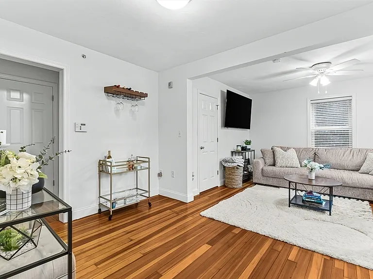 41 Harbor St #2 — Photo 3