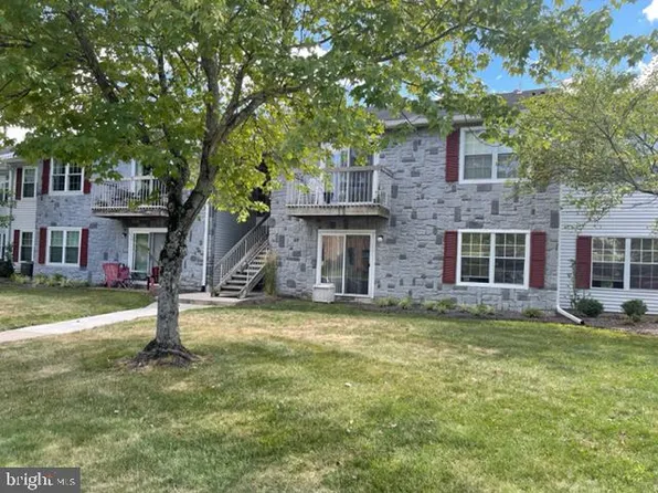 26 Quince Ct, Lawrence Township, NJ 08648