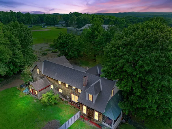 221 Main Street, Madison, ME 04950