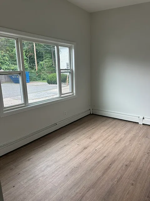 1 bed, 400 sqft, $1,650 — Photo 2