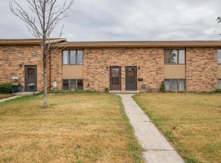1022 Front St, Casselton, ND 58012