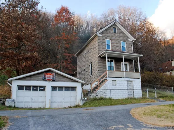 323 Figg Ave, Johnstown, PA 15901