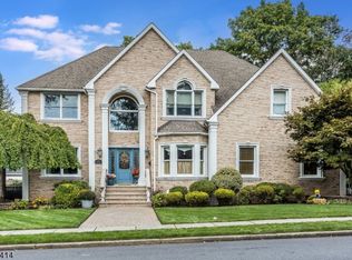 272 Nutley Ave, Nutley, NJ 07110
