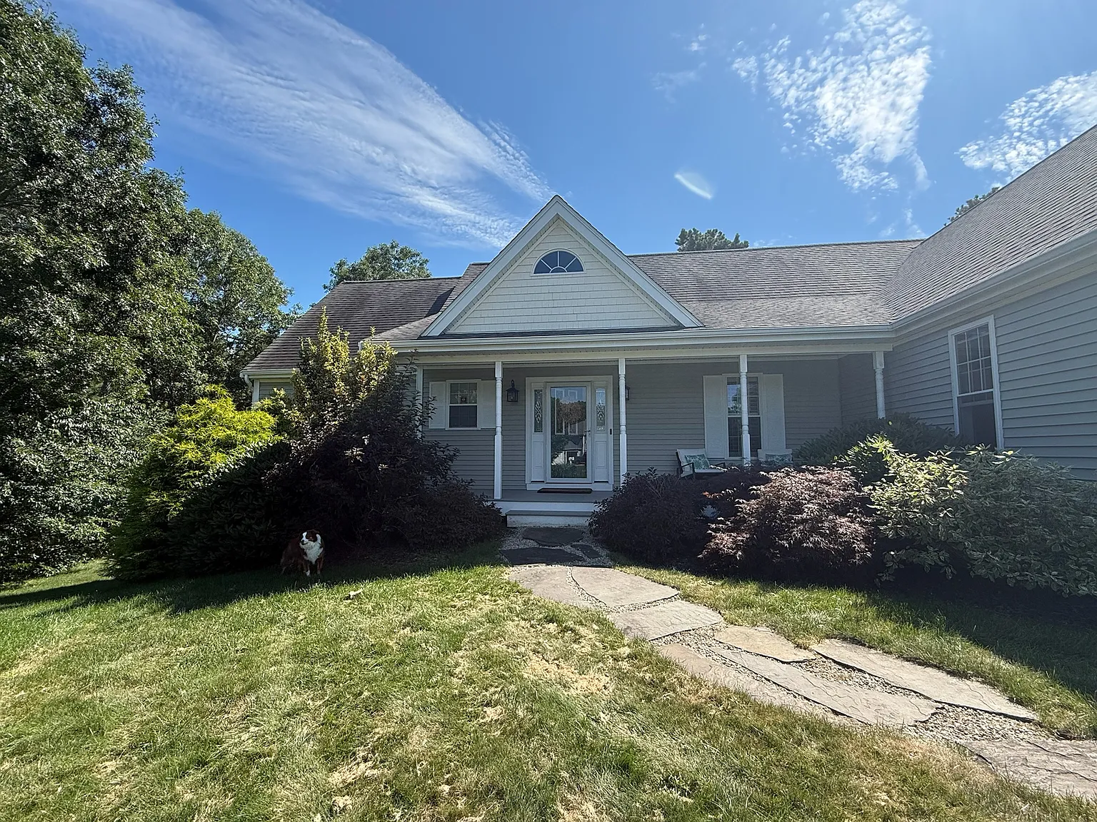 3 bed, 2014 sqft, $3,850 — Photo 2