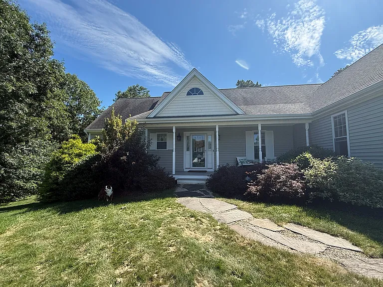 74 Arbor Rdg — Photo 2