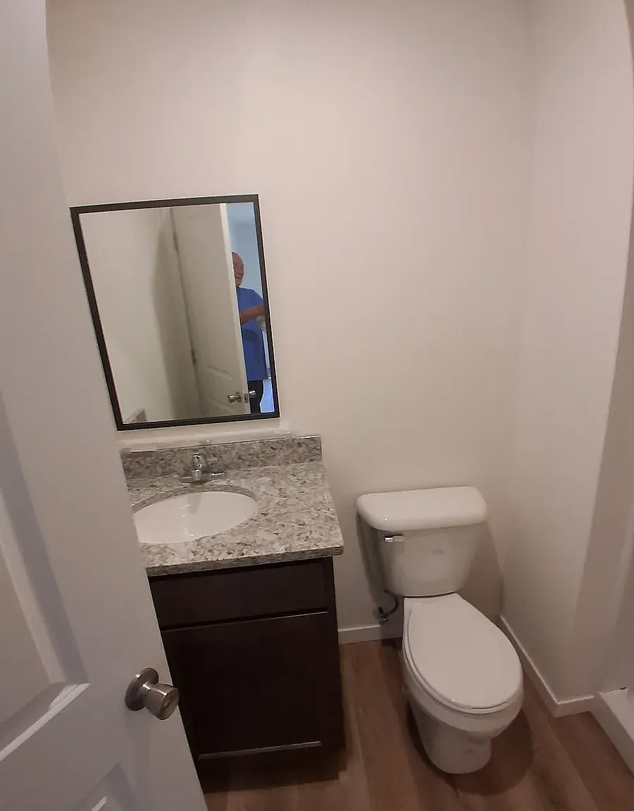 3 bed, 936 sqft, $2,350 — Photo 4