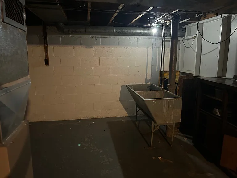 413 Maryland Ave — Photo 7
