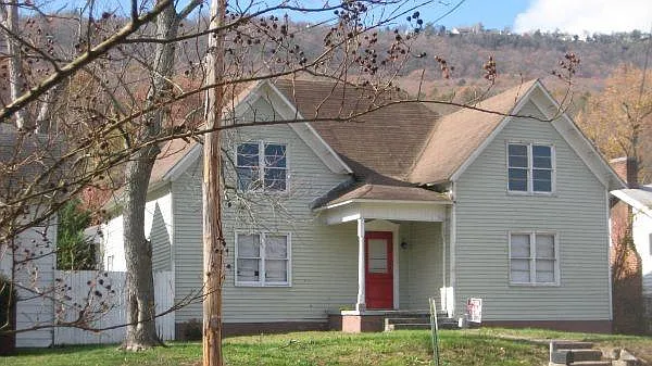 5407 Saint Elmo Ave