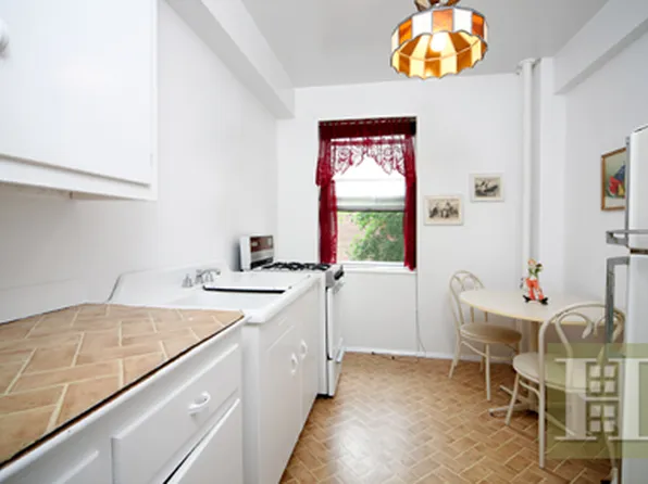 530 Grand Street image 1 of 5