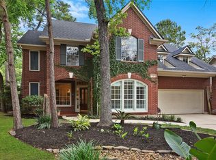 22 Royal Ridge Pl, Spring, TX 77382