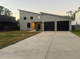 1416 Flamingo St, Conroe, TX 77385