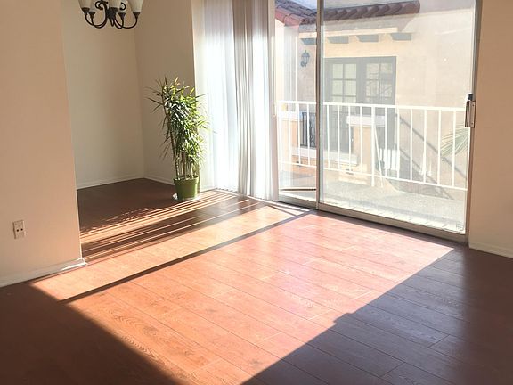 5th image of 1125 S Rexford Dr #15