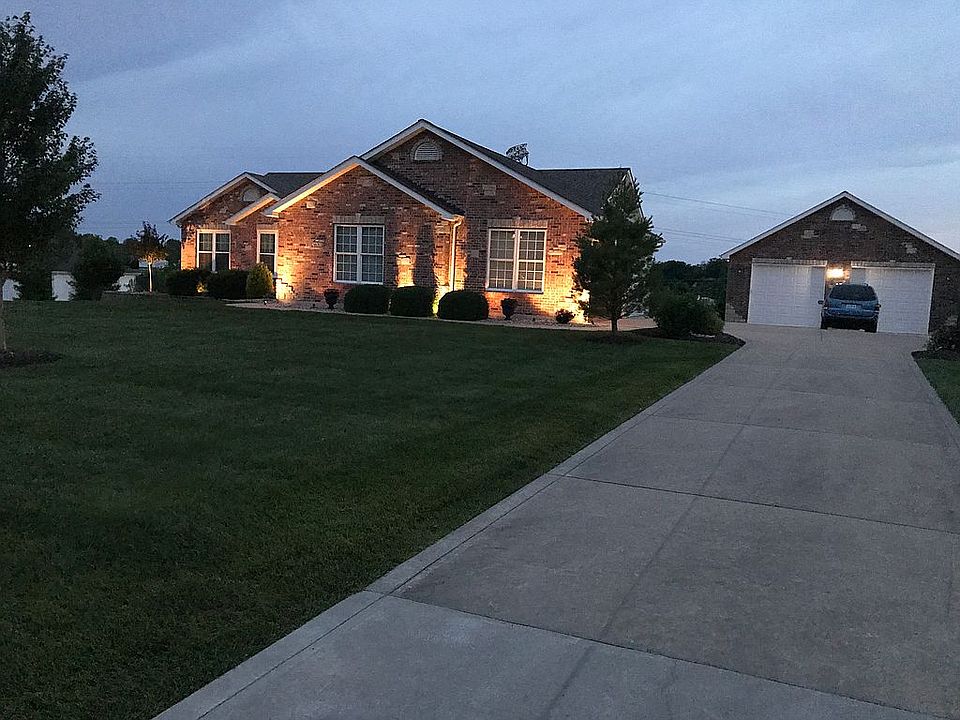2nd image of 2911 Eagle Pointe Dr
