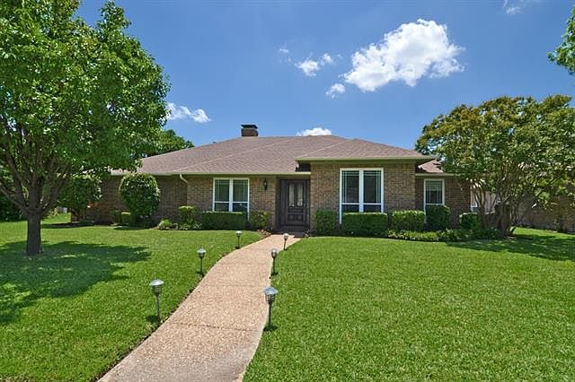 1st image of 2502 Nature Bend Ln