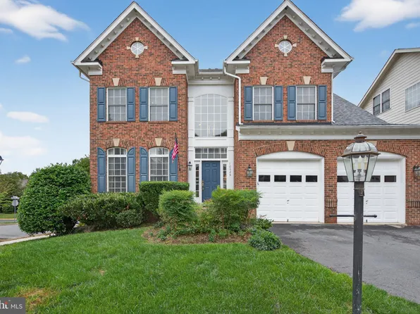 10626 Regent Park Ct, Fairfax, VA 22030