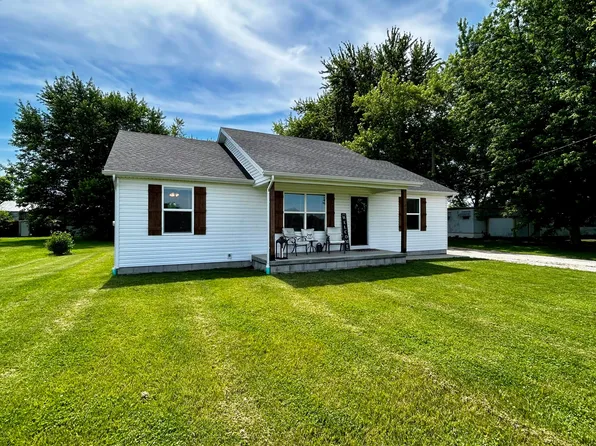 4857 Dickey Rd NE, Bloomingburg, OH 43106