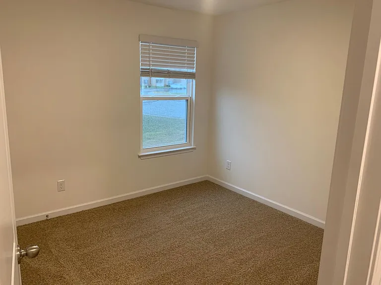 2 Poplar Ct — Photo 15