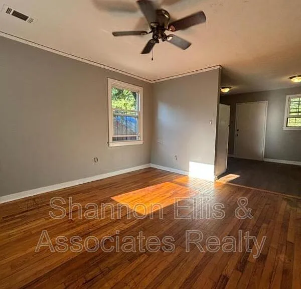 1780 Cahoon St SW — Photo 7