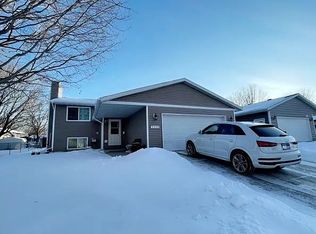 2112 52nd St NW, Rochester, MN 55901