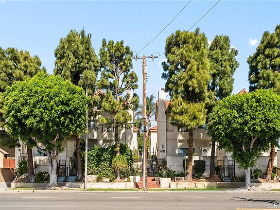 3rd image of 4021 W 182nd St APT H