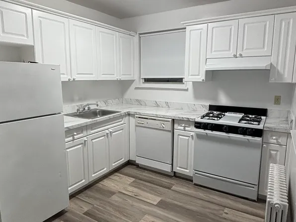223-40 65th Ave Unit F, Oakland Gardens, NY 11364