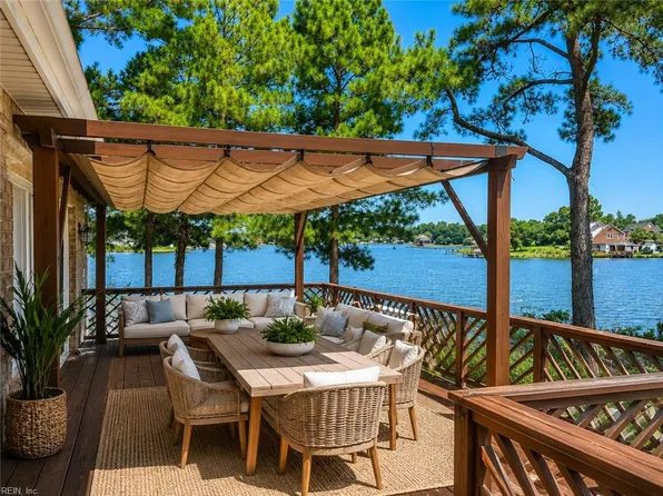 5836 Woodstock Point, Virginia Beach, VA 23464