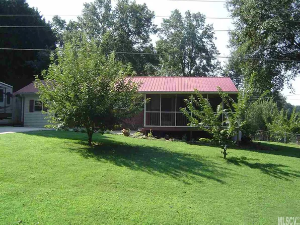 3250 12th Avenue Pl SE, Conover, NC 28613