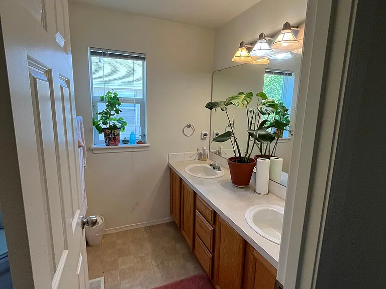 24024 SE 23rd St — Photo 29