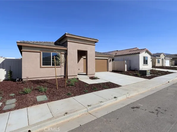 1518 Beacon Dr, Beaumont, CA 92223