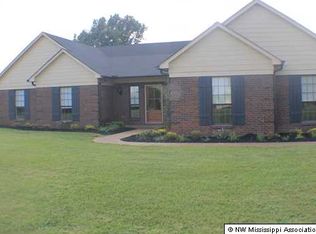 102 Courtney Cv, Senatobia, MS 38668