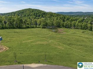 6390 Spring House Path, Bethlehem, PA 18015
