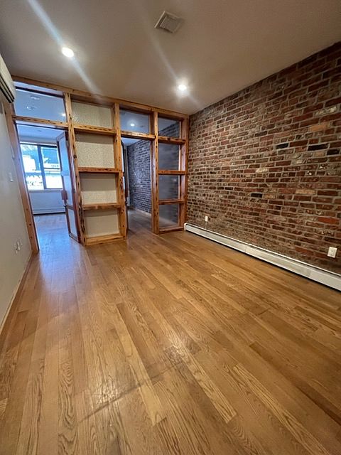 1st image of 87 Chrystie St APT 1B