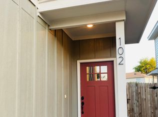 10210 Lynwood Vlg #102, San Antonio, TX 78245