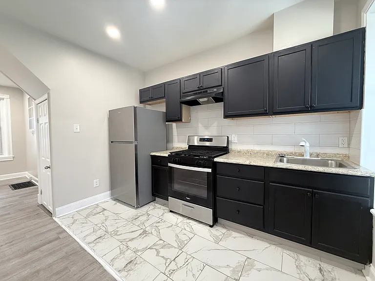 5717 Haverford Ave — Photo 9