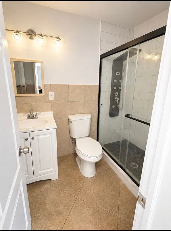 3 bed, 1.0 bath, 847 sqft, $1,500 — Photo 3