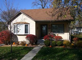 641 W Indiana Ave, Beecher, IL 60401