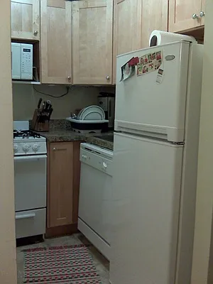 Rented by City Connections Realty | media 33