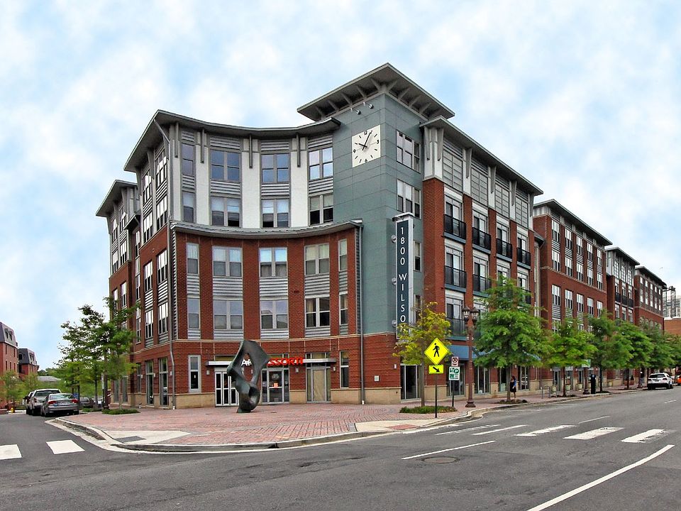 1st image of 1800 Wilson Blvd Unit 116